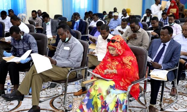 Baarlamanka Koonfur Galbeed oo ..