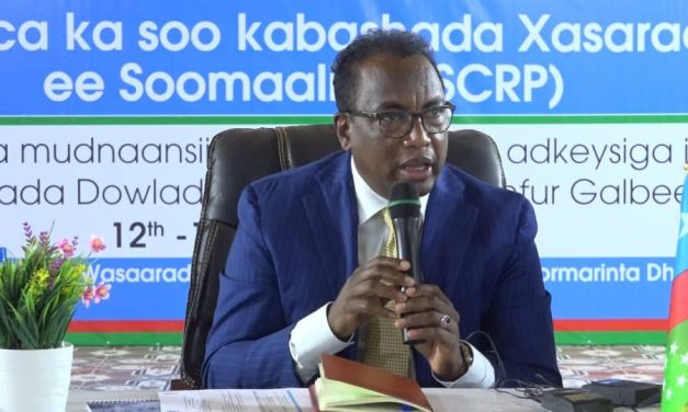 Guddoomiyaha Baarlamaanka Koonfur Galbeed Ambassator Dr. Ali Said  Faqi ayaa