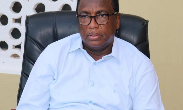 Guddoomiyaha Baarlamanka DGKGS ayaa kulan miradhal ah