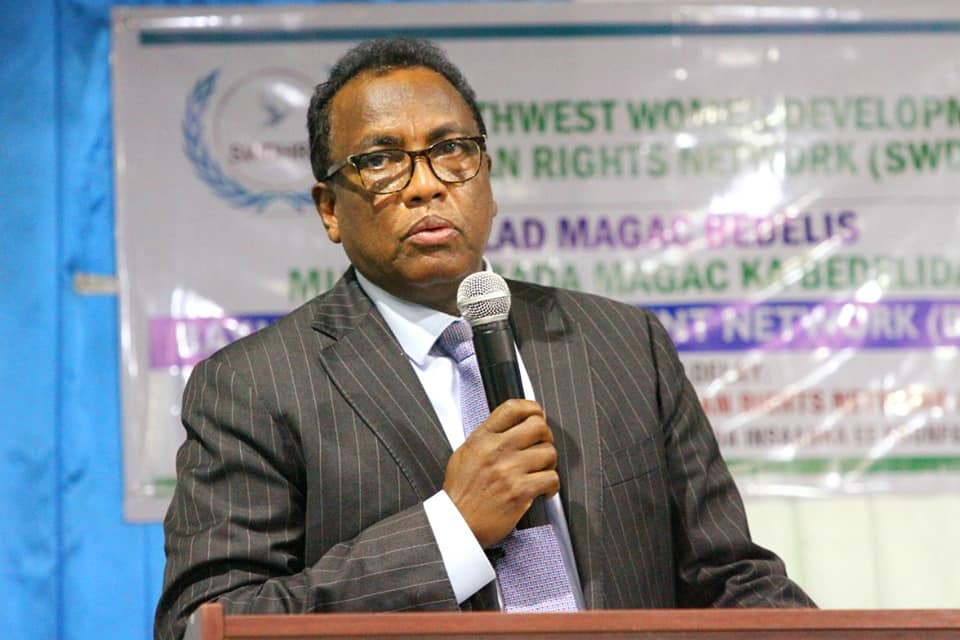 Ku simaha Madaxweynaha Ahna Gudoomiyaha Golaha Wakiilada Dowlad Goboleedka Koonfur Galbeed Soomaaliya Amb Dr Cali Saciid Faqi ayaa
