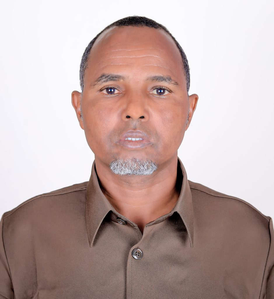 Xil Mohamed Kheyre Salad GW3 KGS 063 939x1024