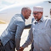 Speaker Welcomes The President Of The Southwest State To Baidoa Svg+xml,%3Csvg%20xmlns%3D%22http%3A%2F%2Fwww.w3